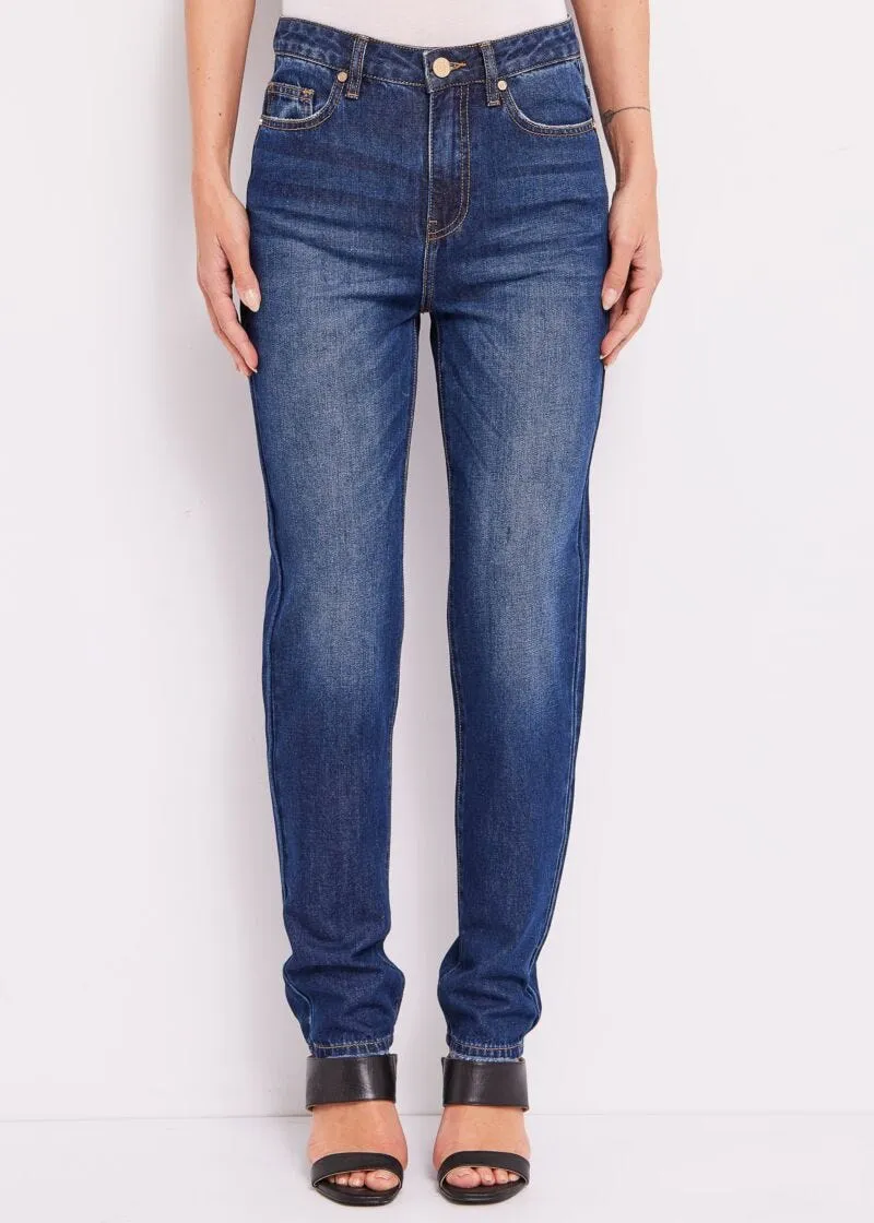 Jeans a sigaretta con foulard